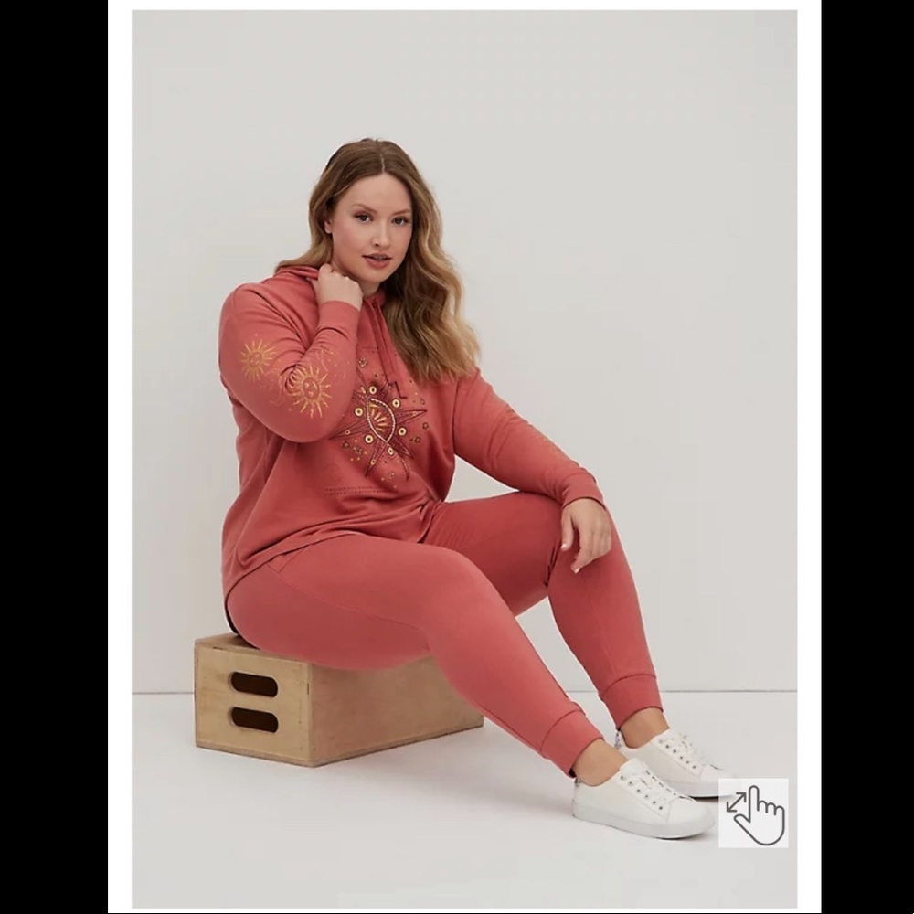 TORRID Classic Fit Jogger / Cozy Fleece Pink